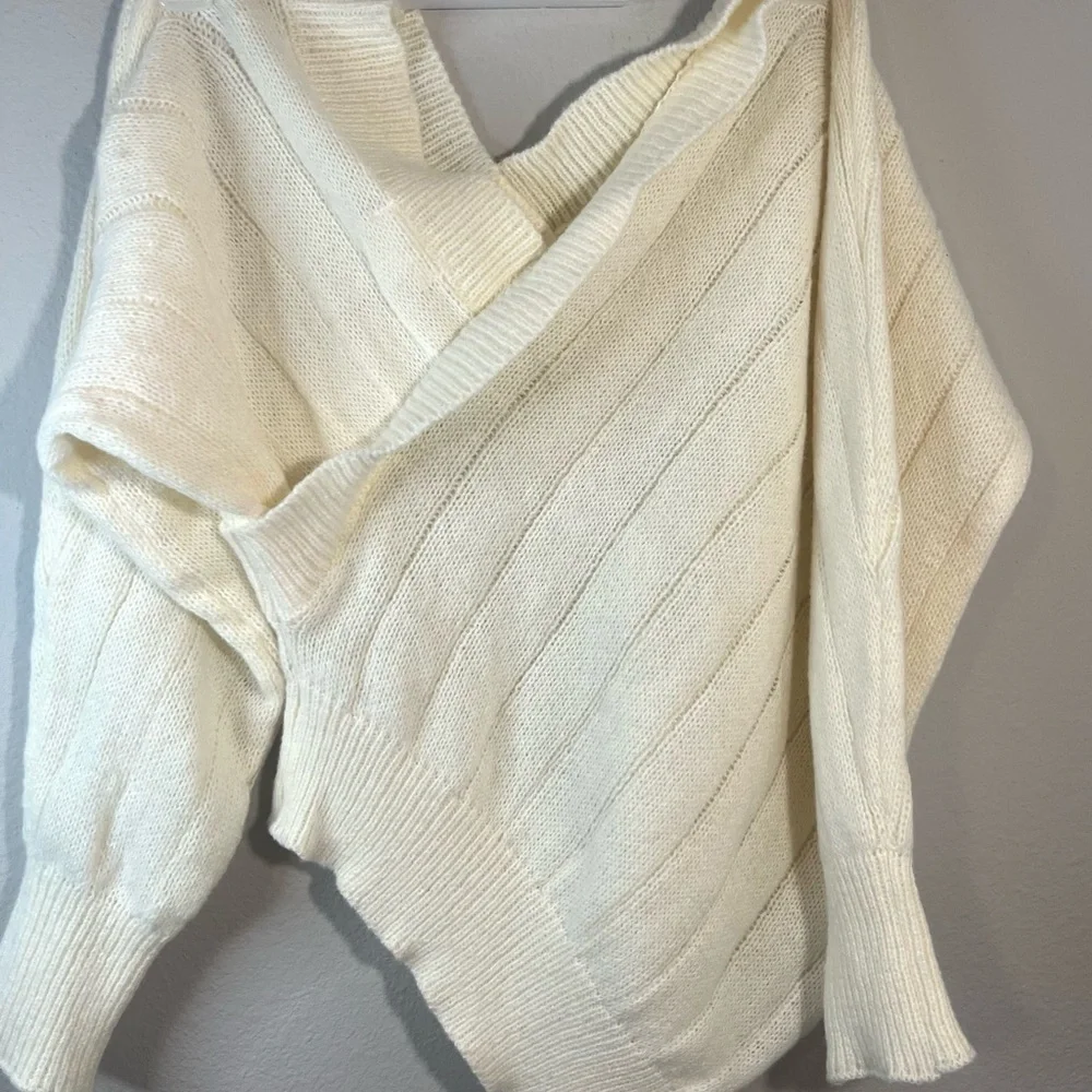 WRAPPED SWEATER WITH UNEVEN BOTTOM Size S - Picture 4 of 6